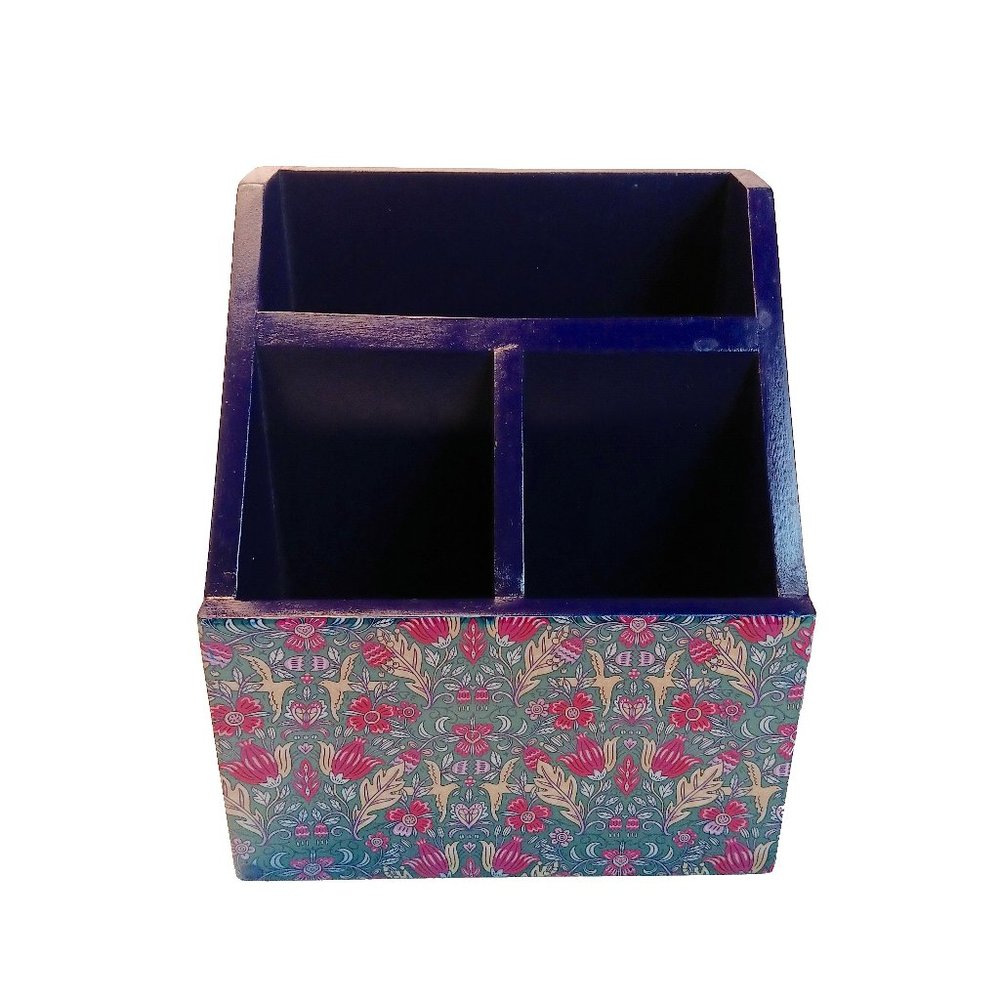 NWT Global Artisans Hand Made Enameled Desk Caddy Organizer